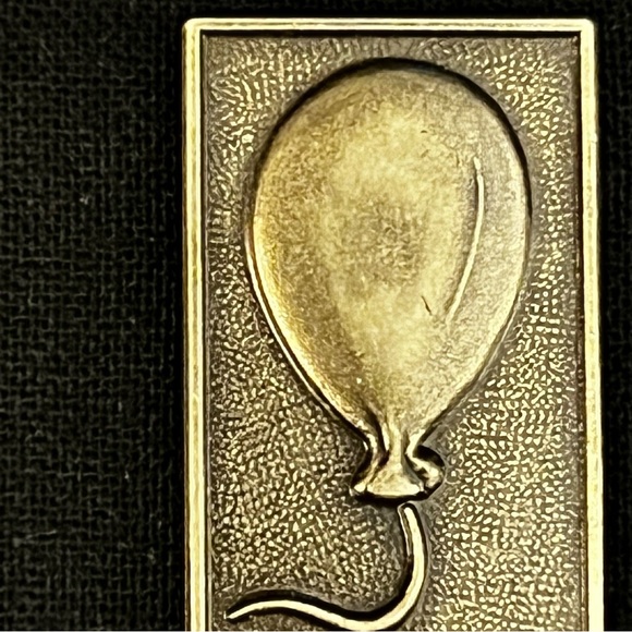 Balloon Lapel Pin - Picture 8 of 8